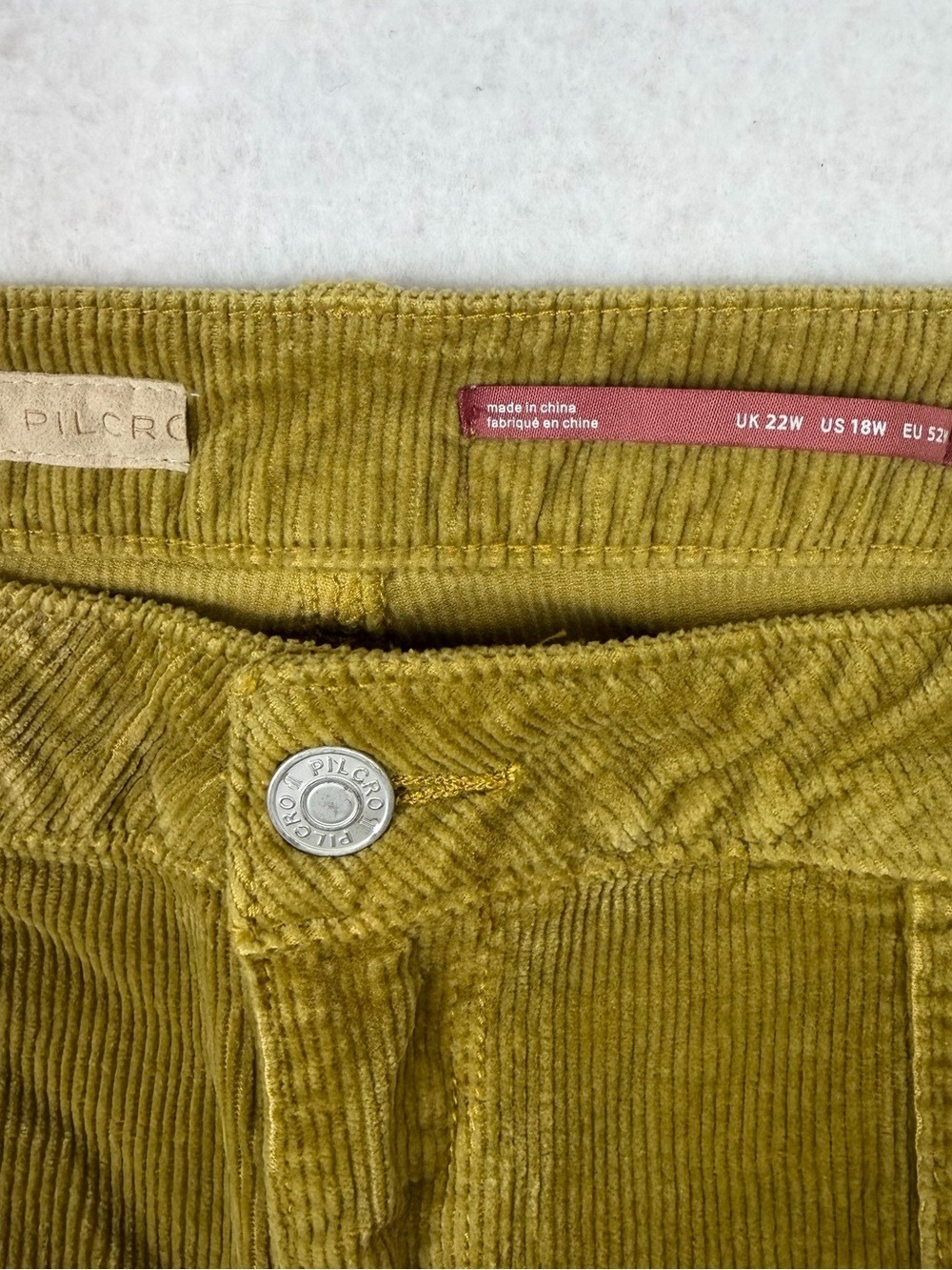 Anthropologie PILCRO The Icon Low Rise Corduroy Chop Pocket Flare Jeans Sz 18W - Picture 4 of 10